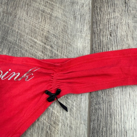 VS Red Love‎ Pink Thong - Picture 2 of 12